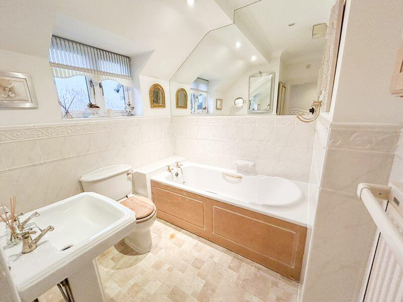 Additional property image - Thornhill Court, Thornhill Road, Streetly, Sutton Coldfield, B74 2LU