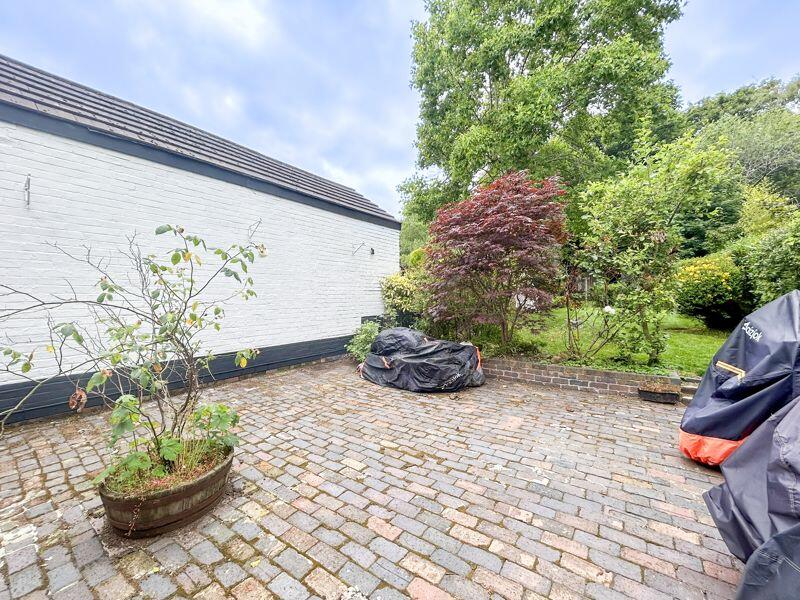 Additional property image - Thornhill Road, Streetly, Sutton Coldfield, B74 3EH