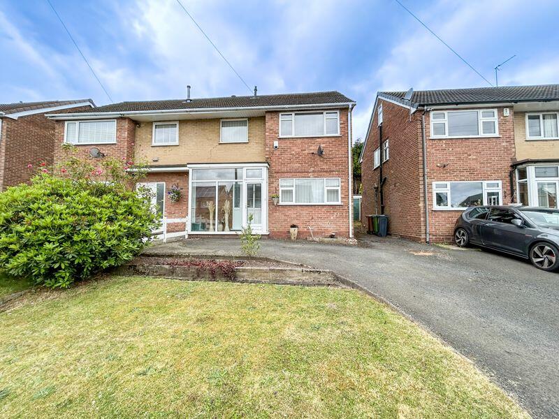 3 bedroom semidetached house for sale in Laneside Avenue, Sutton