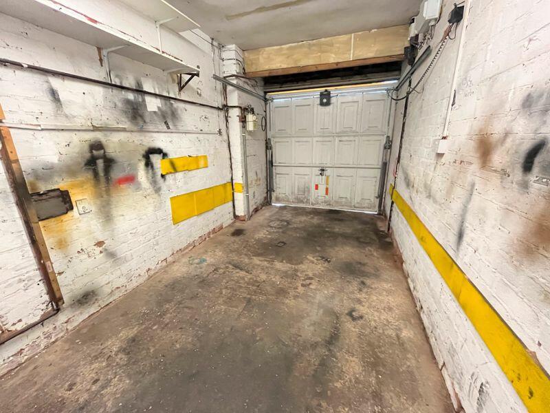 Additional property image - Maxholm Road, Streetly, Sutton Coldfield