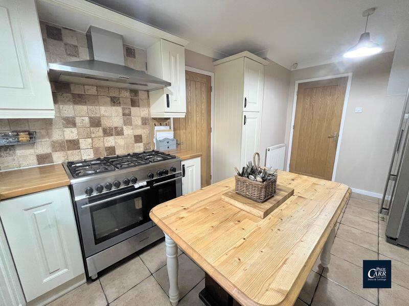 Additional property image - Bushey Close, Streetly, Sutton Coldfield, B74 3JG