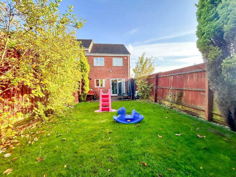 Additional property image - Tulip Grove, Streetly, B74 2AU