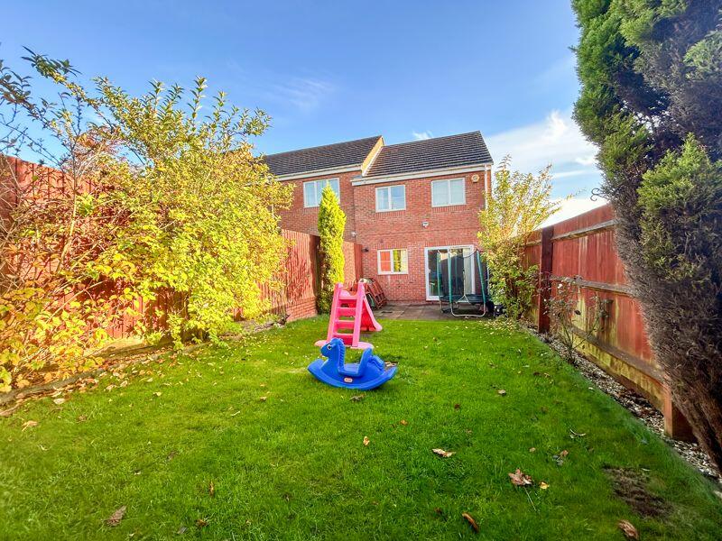Additional property image - Tulip Grove, Streetly, B74 2AU