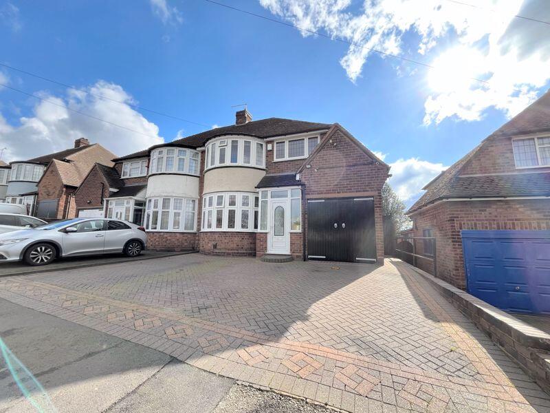 Main image of property: Queslett Road East, Streetly, B74 2EU