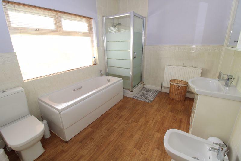 3 bedroom detached house for sale in Leighswood Road, Aldridge, WS9 8AH