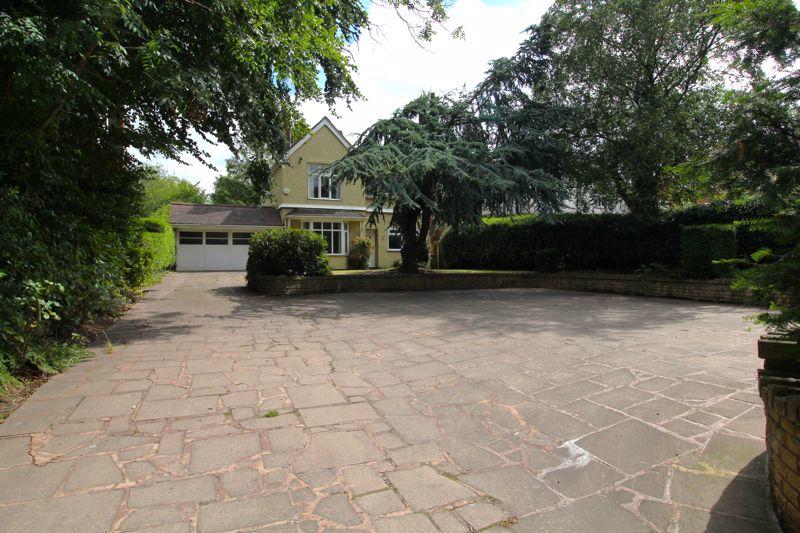 3 bedroom detached house for sale in Leighswood Road, Aldridge, WS9 8AH