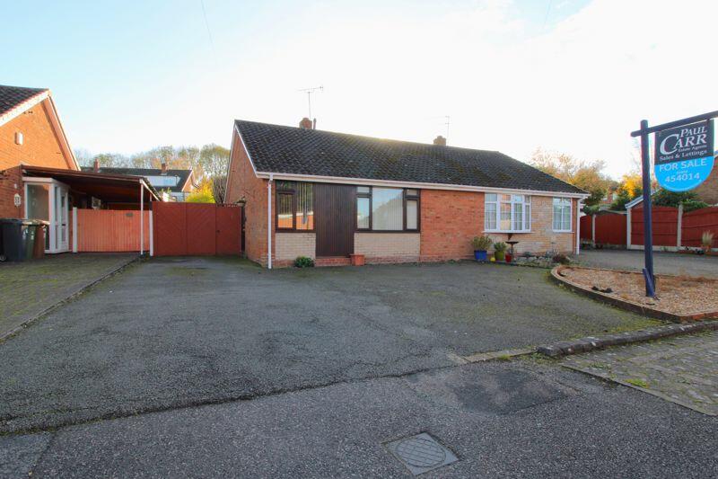 2 bedroom semidetached bungalow for sale in Wheat Hill, Orchard Hills, Walsall, WS5 3DB, WS5