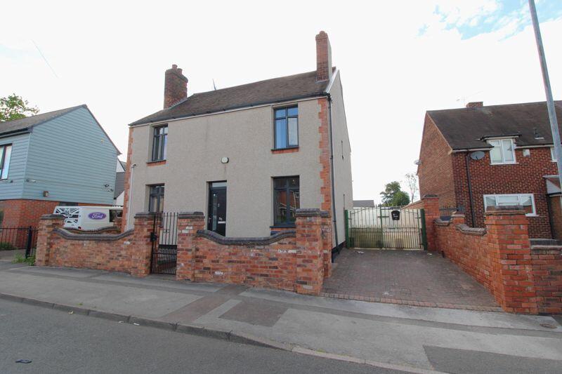 4 bedroom detached house for sale in Well Lane, Bloxwich, WS3 1JR, WS3