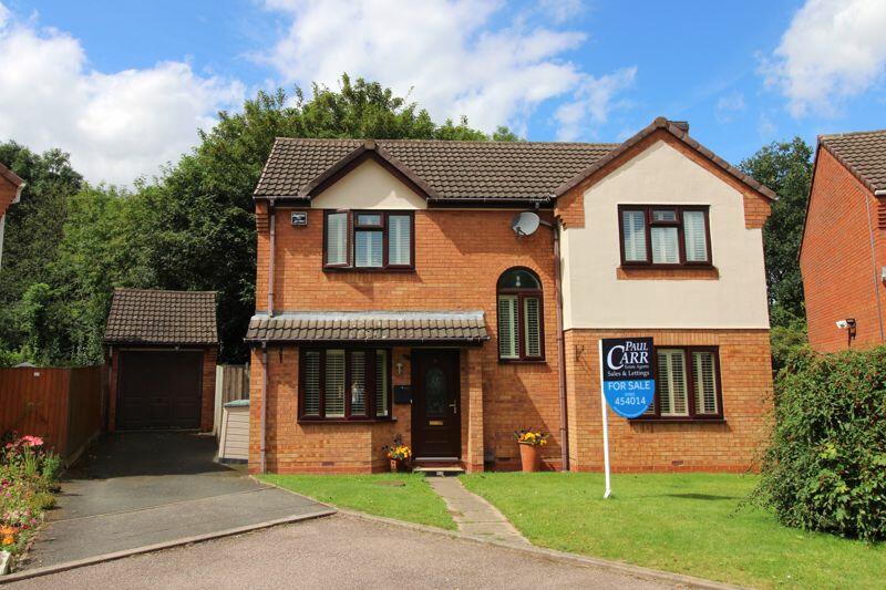 4 bedroom detached house for sale in Downfield Close, Turnberry