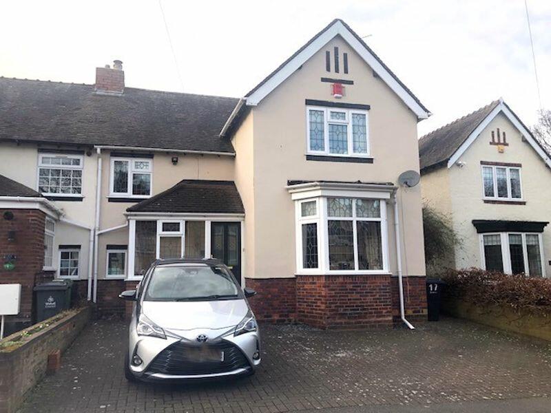 3 bedroom semidetached house for sale in Calder Avenue, Walsall. WS1