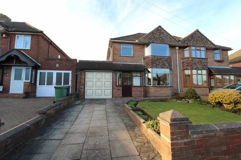 3 bedroom semidetached house for sale in Fairway, Shelfield, Walsall
