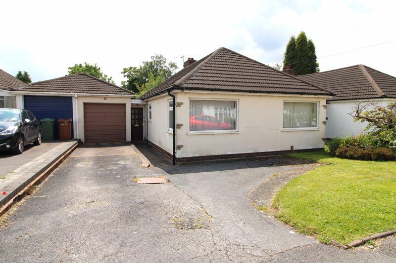 3 bedroom bungalow for sale in Norfolk Crescent, Aldridge, WS9 8RF, WS9