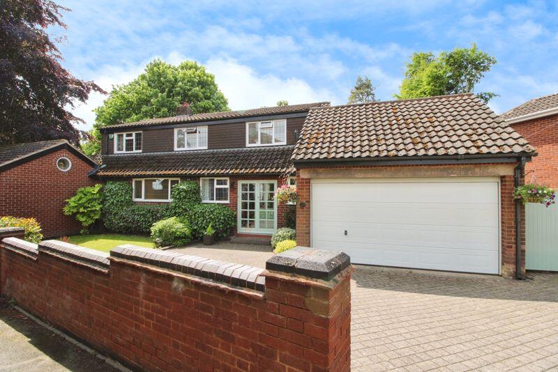 Main image of property: Whetstone Lane, Aldridge, WS9 0HH