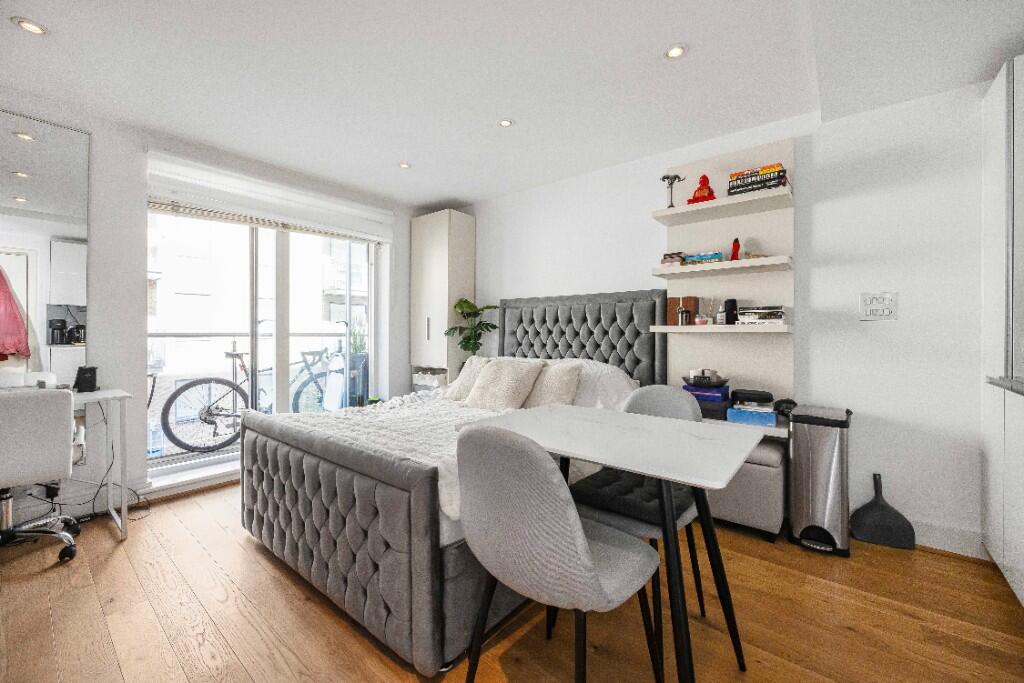 Main image of property: Yeo Street, London, E3