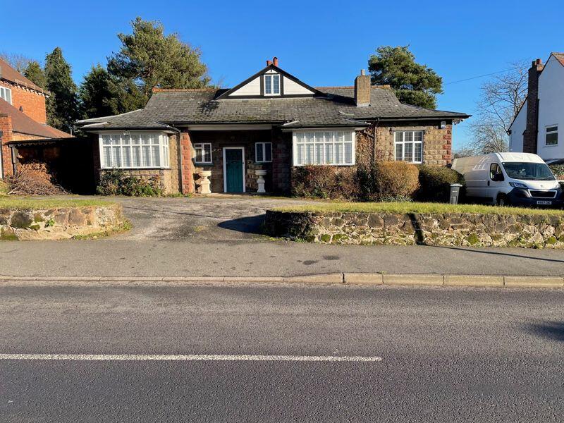 5 bedroom detached bungalow for sale in Stonehouse Road, Sutton