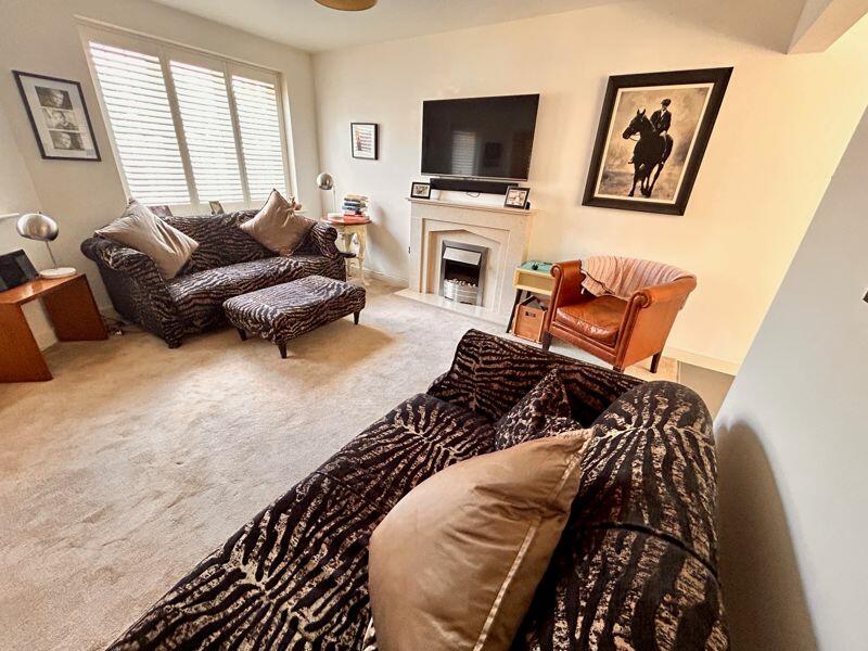 Additional property image - Thomas De Beauchamp Lane, Sutton Coldfield, B73 6DF