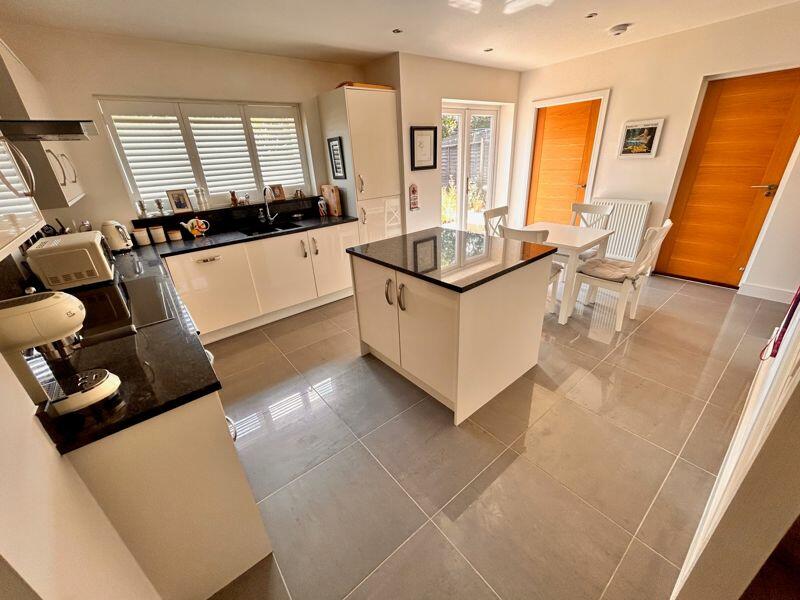 Additional property image - Thomas De Beauchamp Lane, Sutton Coldfield, B73 6DF