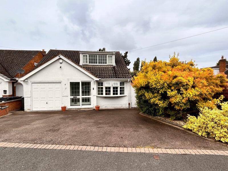 4 bedroom detached bungalow for sale in Dunchurch Crescent, Sutton