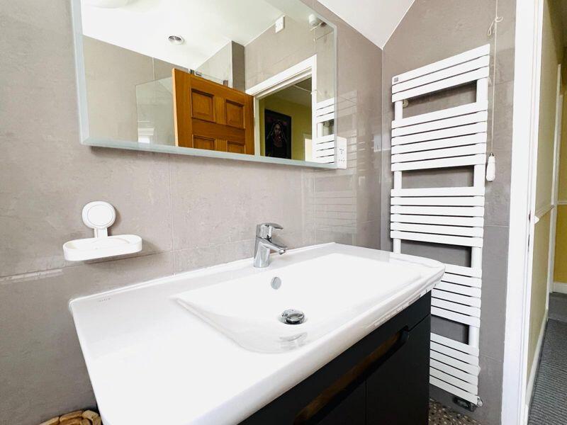Additional property image - Hawthorn Road, Sutton Coldfield, B72 1ET