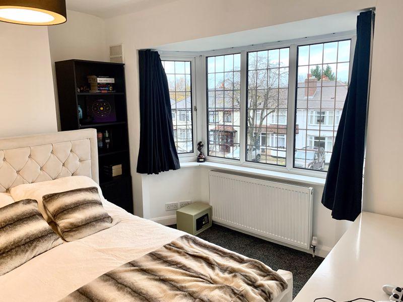 3 bedroom semidetached house for sale in Knightwick Crescent