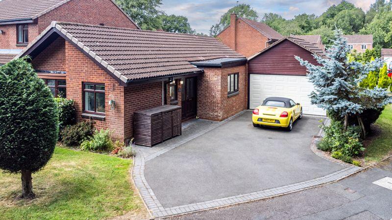 Main image of property: Sandhurst Road, Four Oaks, Sutton Coldfield, B74 4UE