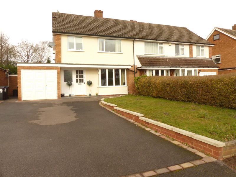 3 bedroom house for sale in Marlpit Lane, Four Oaks, Sutton Coldfield, B75