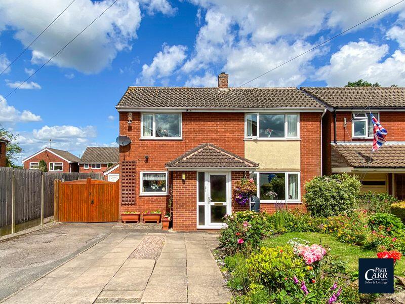 3 bedroom detached house for sale in Fennel Close, Cheslyn Hay, WS6 7DZ