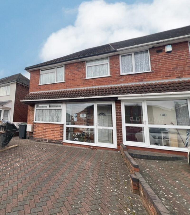 3 bedroom terraced house for sale in Chantrey Crescent, Great Barr