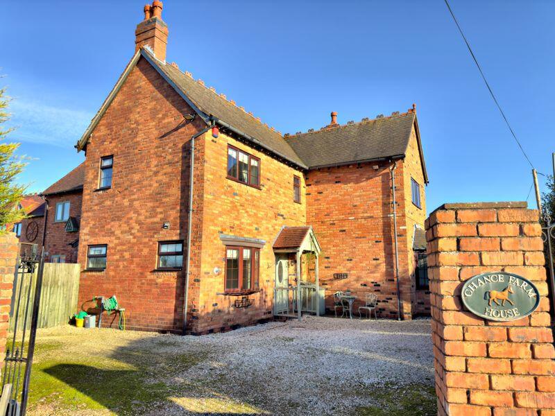 3 bedroom end of terrace house for sale in Kingsbury Road, Sutton