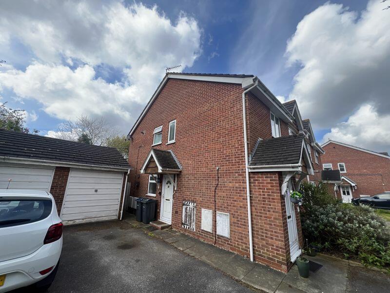 2 bedroom for sale in Beauchamp Close, Sutton Coldfield, B76