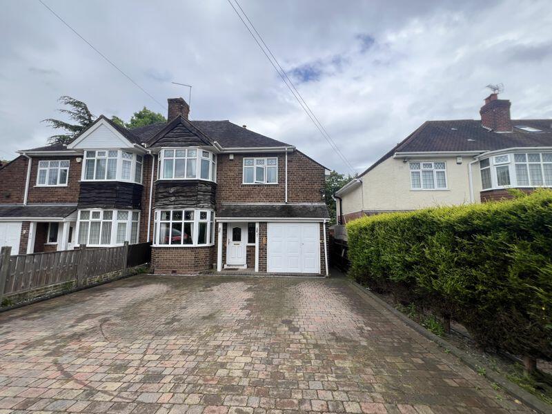 4 bedroom semidetached house for sale in Eachelhurst Road, Sutton
