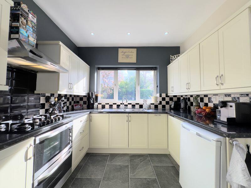 Additional property image - Penns Lane, Sutton Coldfield, B72 1BL