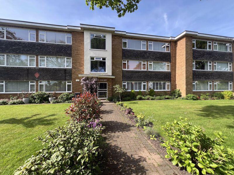 Main image of property: Wylde Green Road, Sutton Coldfield, B76 1RH