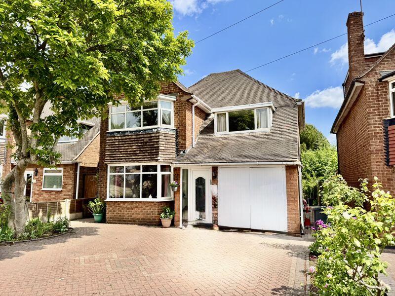 Main image of property: Eachelhurst Road, Sutton Coldfield, B76 1DT