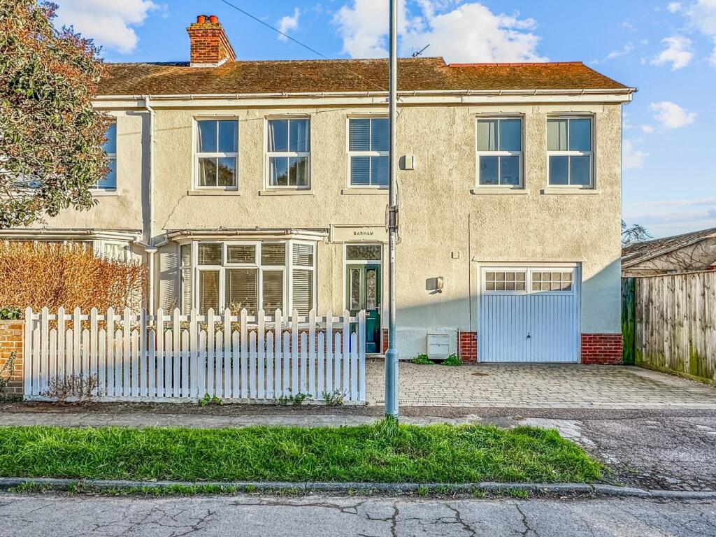 4 bedroom semidetached house for sale in Coniston Road, Cambridge, CB1