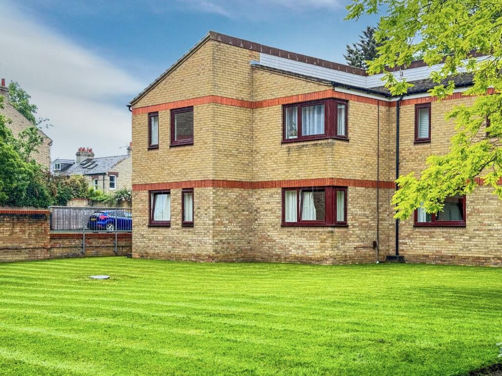 Additional property image - Beaulands Close