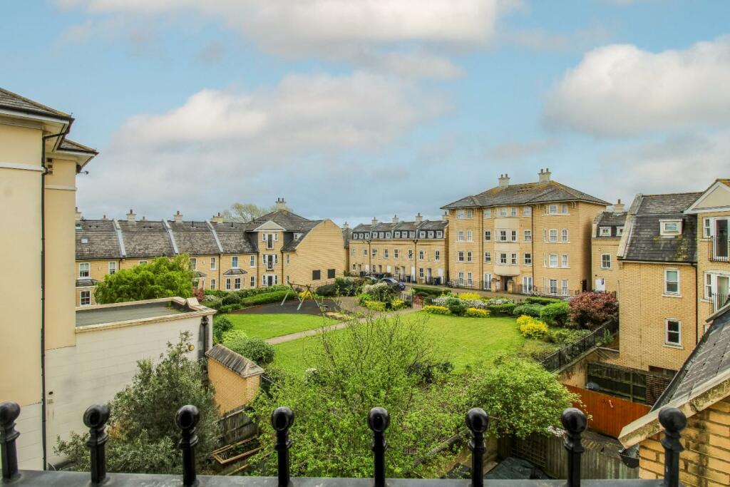 Additional property image - St. Matthew's Gardens, Cambridge