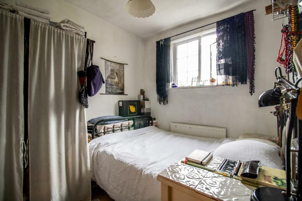 Additional property image - Shelly Row, Cambridge