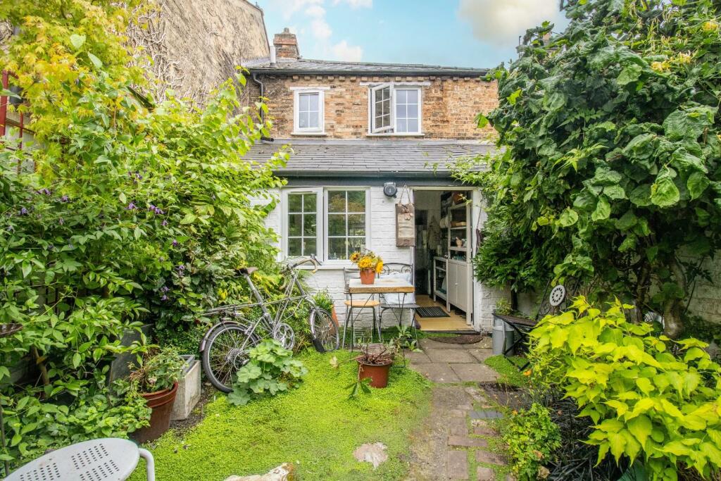 Additional property image - Shelly Row, Cambridge
