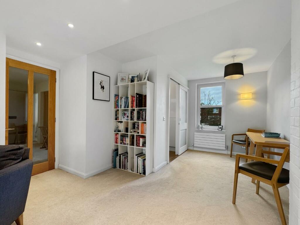 Additional property image - Sherlock Close, Cambridge