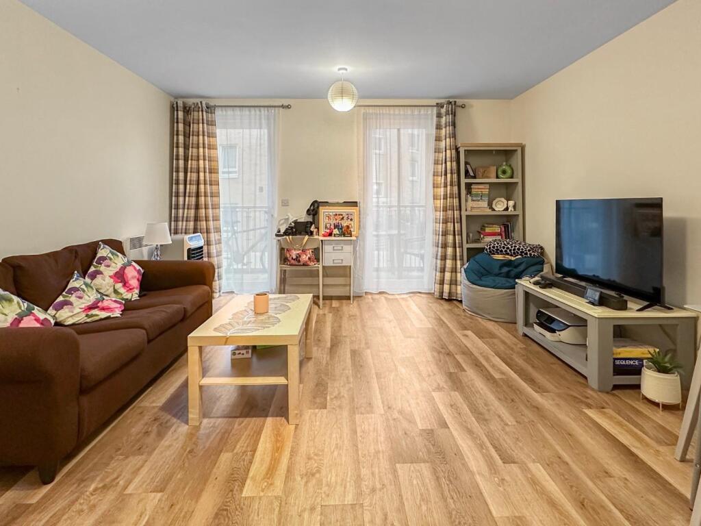 Additional property image - Warren Close, Cambridge