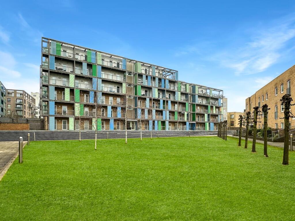 Additional property image - Warren Close, Cambridge