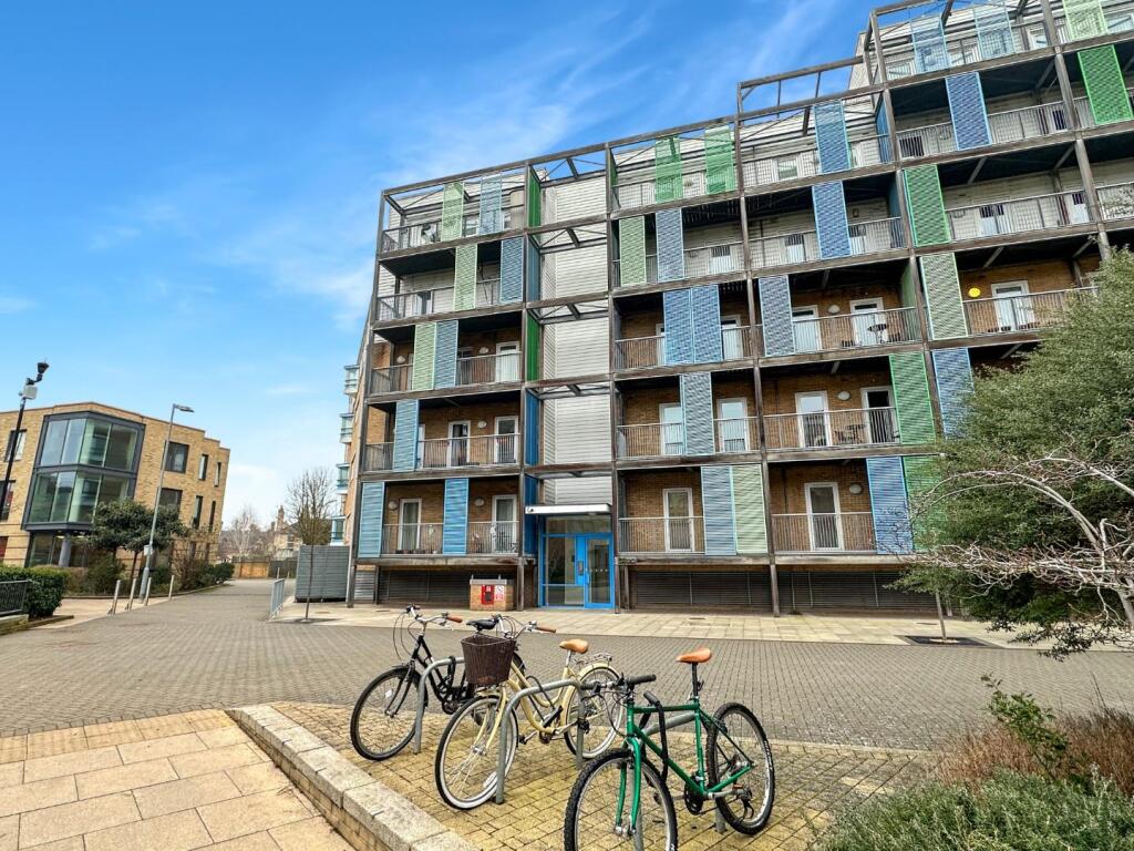 Additional property image - Warren Close, Cambridge