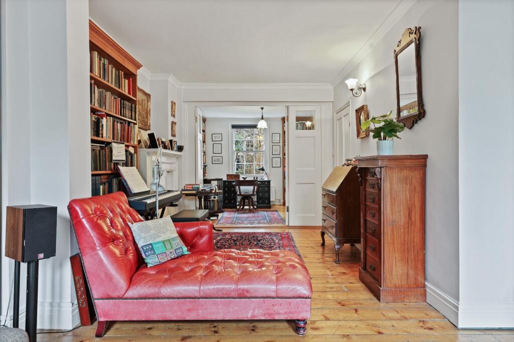 Additional property image - Melbourne Place, Cambridge