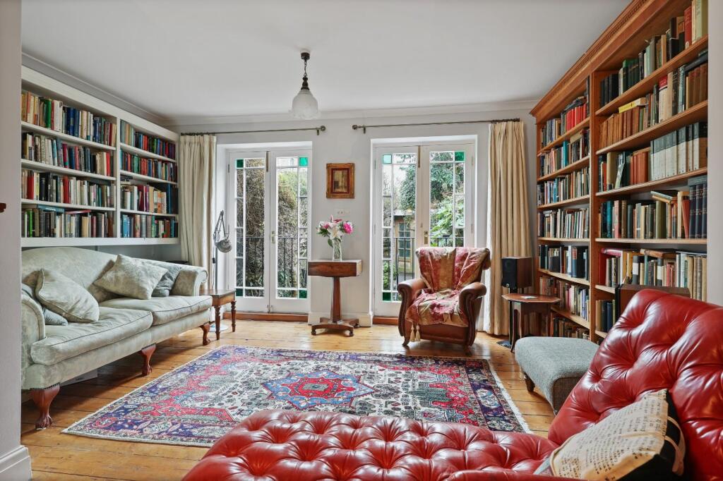 Additional property image - Melbourne Place, Cambridge