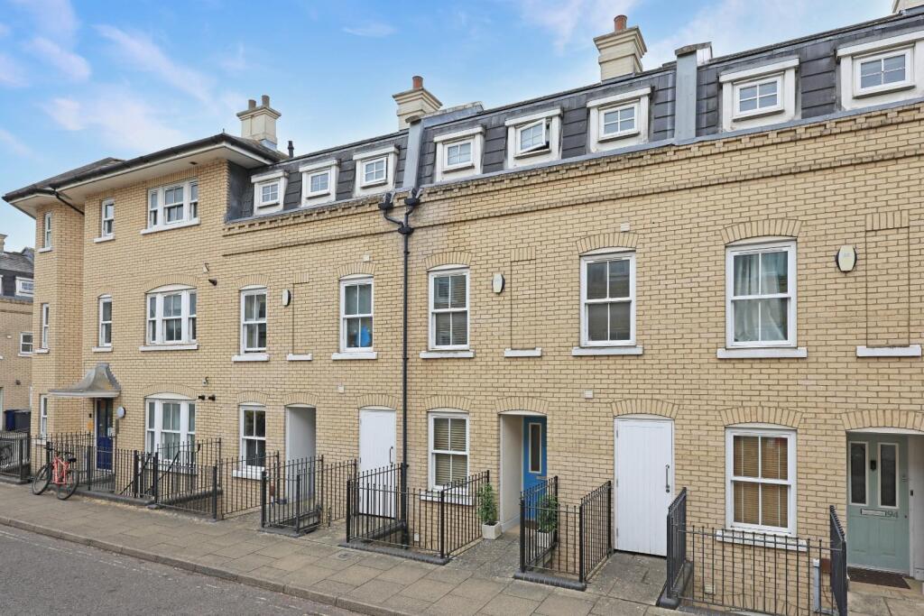 Main image of property: St Matthew's Gardens, Cambridge