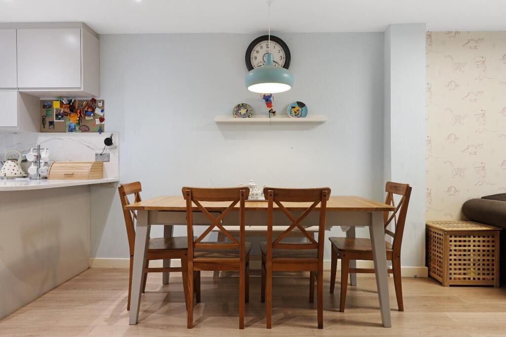 Additional property image - Rustat Avenue, Cambridge