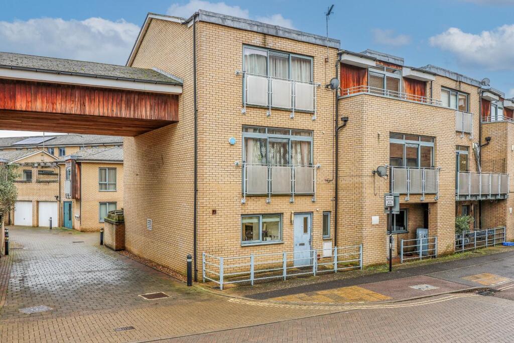 Additional property image - Rustat Avenue, Cambridge