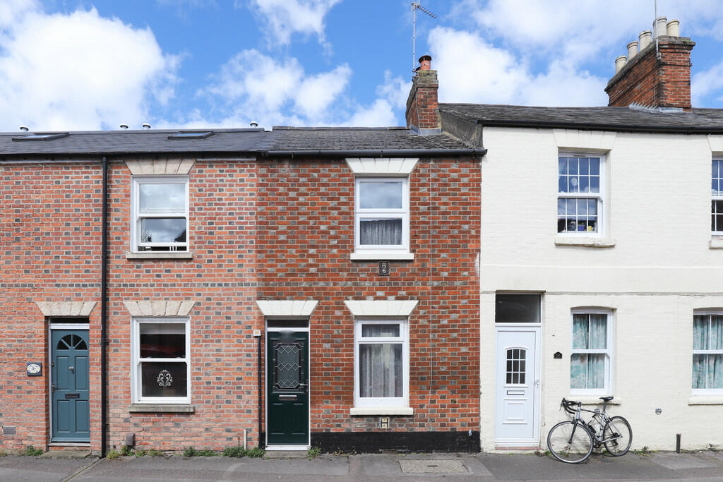2 bedroom terraced house for sale in Vicarage Road, Oxford , OX1