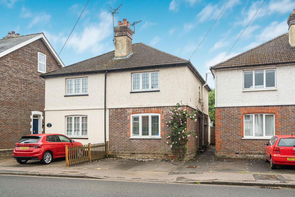 Main image of property: New Road, Chilworth, Guildford, GU4